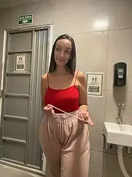 Stripchat Live Sex of BelleLouiseVp