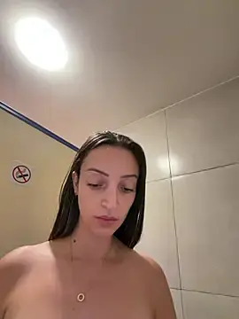 Stripchat Best live sex cam show of BelleLouiseVp
