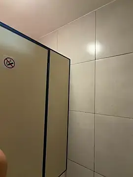 Stripchat Live Porn of BelleLouiseVp