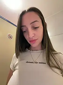 Stripchat Adult Webcams of BelleLouiseVp
