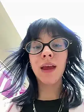 Stripchat Live Sex Cam of Only_April