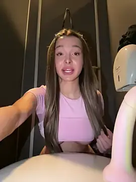 Stripchat Live Sex Cam of barbiehumpxxx