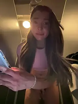 Stripchat Free Porn Cam of barbiehumpxxx