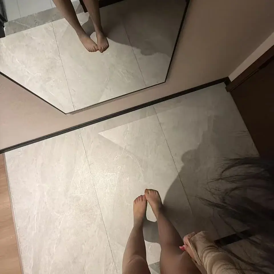 Jolie-22