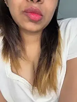 Stripchat Live Sex Cam of Malika_Secrets