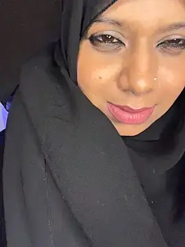 Stripchat Watch Live Sex Cams of Malika_Secrets