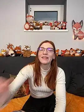 Stripchat Sex Cam of FinaFoxy