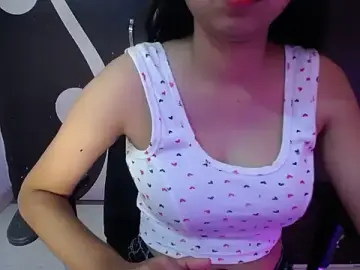 Stripchat Best live sex cam show of kiaraa_01