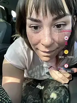 Stripchat Free Porn Cam of MommyGambit