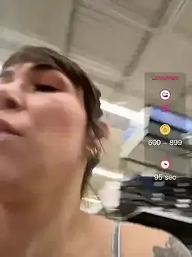 Stripchat Sex Cam of MommyGambit