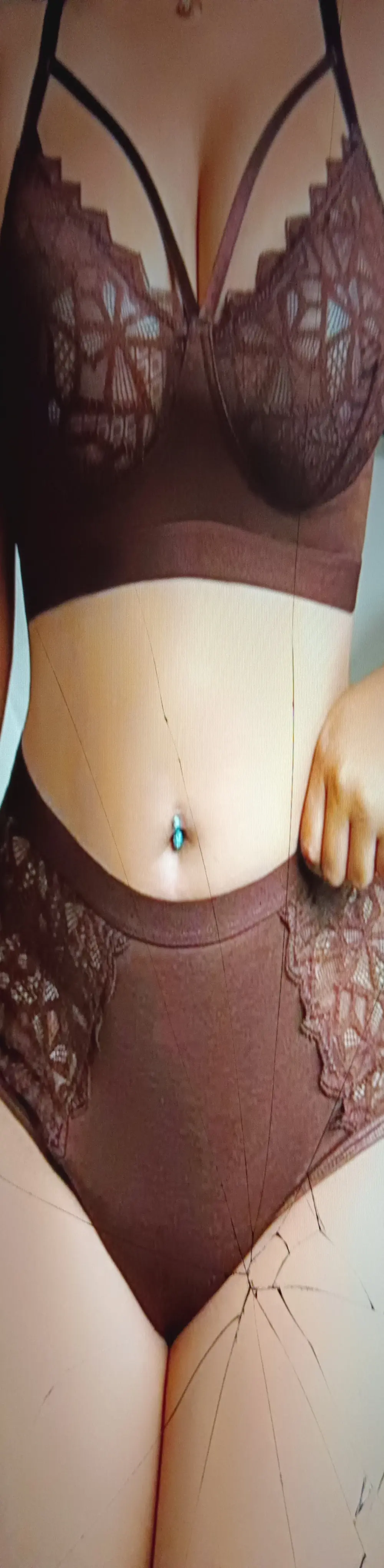 HOTTY-SONIYA
