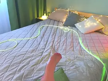 Stripchat Free Live Porn of TwilightSparkle_