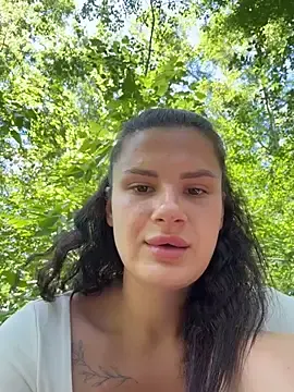 Stripchat Watch Live Sex Cams of MiraReach