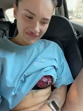 Stripchat Live Porn of MiraReach