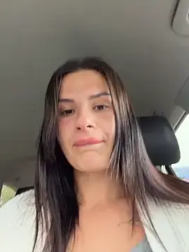 Stripchat Free Porn Cam of MiraReach