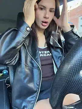 Stripchat Live Sex Cam of MiraReach