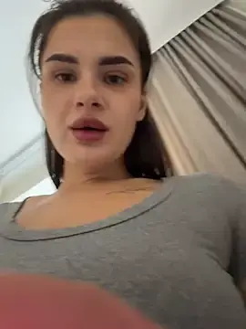 Stripchat Best Webcam of MiraReach