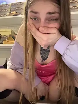 Stripchat Sex Cam of Sunny___Bunny