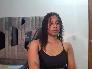 Stripchat Live Sex of yohatinelly07