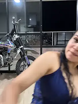 Stripchat Watch Live Sex Cams of FOX_LATINA