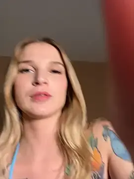 Stripchat Live Sex Cam of Sophia_Sapphire