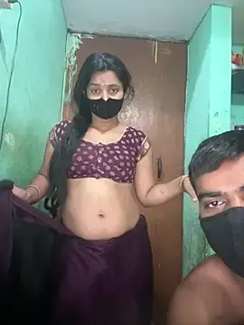 Stripchat Live Sex Cam of Suhani512