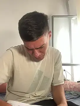 Stripchat Live Sex Cam of borisito777