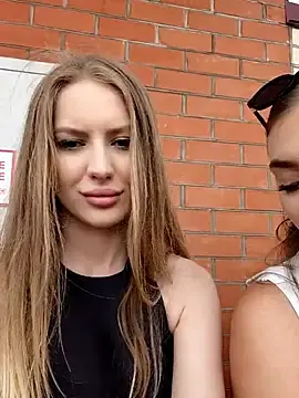 Stripchat Best Webcam of caressyourself