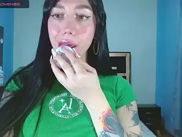 Stripchat Adult Webcams of karla_zambrano