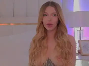 Stripchat Live Sex Cam of AriellaMelo