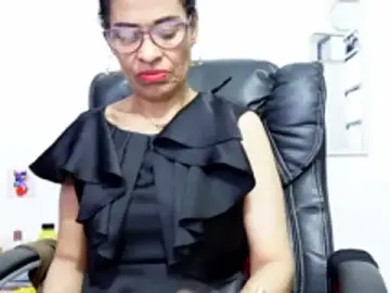 Stripchat Best live sex cam show of Aries_Mature