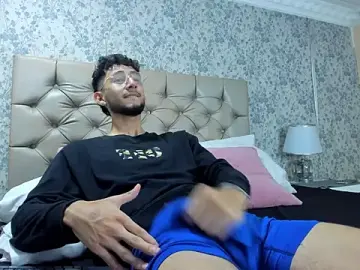 Stripchat Free Live Porn of MatteoLaurent