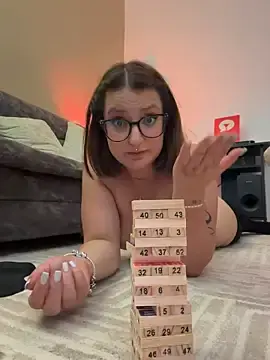 Stripchat Free Live Porn of Megan_lu2
