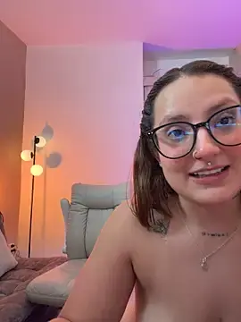 Stripchat Free Porn Cam of Megan_lu2