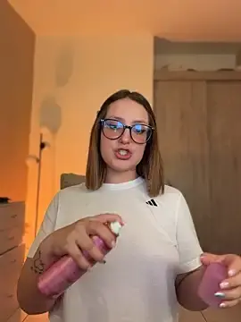 Stripchat Adult Webcams of Megan_lu2