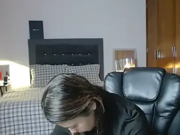Stripchat Best live sex cam show of 3littles