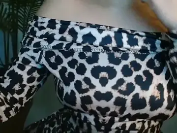 Stripchat Live Sex of 3littles