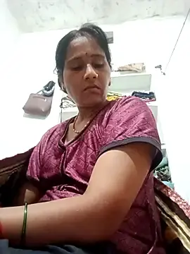 Stripchat Watch Live Sex Cams of Pariraja_cute