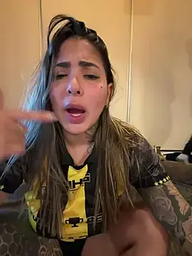 Stripchat Live Sex Cam of maferalvarexxx