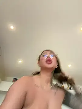 Stripchat Live Sex Cam of maferalvarexxx