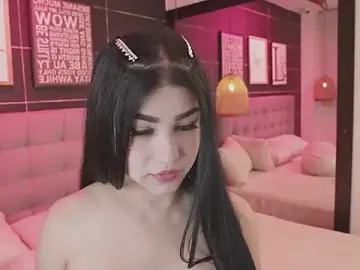 Stripchat Sex Cam of BellaLatinaTS