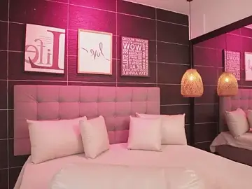 Stripchat Free Live Porn of BellaLatinaTS