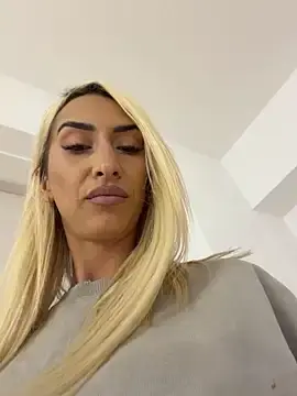 Stripchat Free Porn Cam of KelseyJunes