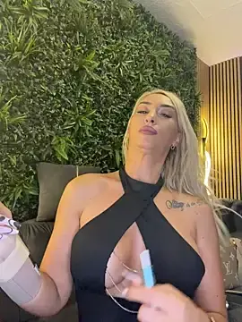 Stripchat Adult Webcams of KelseyJunes