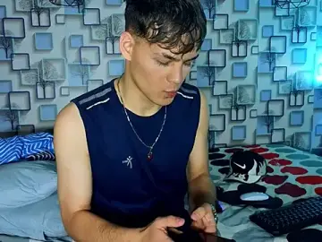 Stripchat Nude Webcam of LoganSteel_