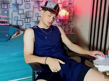 Stripchat Best live sex cam show of LoganSteel_