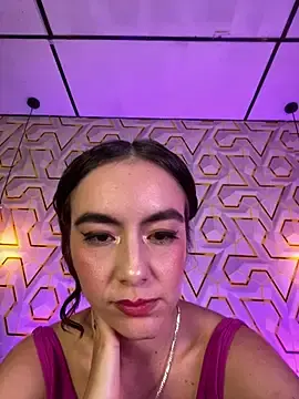 Stripchat Sex Cam of MelanyyJhonson15