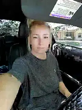 Stripchat Free Porn Cam of POPPY_XO