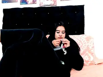 Stripchat Adult Webcams of SCARLETVELVET_