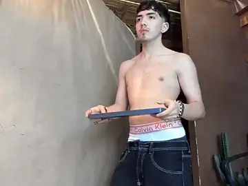 Stripchat Live Porn of AxelStong